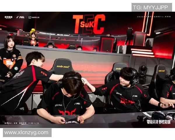 和平精英战术解析：深入探讨JDG团队默契配合与战略布局