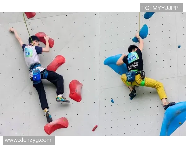 重庆攀岩队的力量揭秘：勇攀高峰的背后故事与训练历程