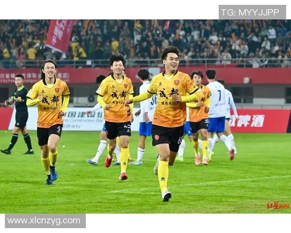 成都足球队的拼搏之路：挑战赛中的荣耀与坚持