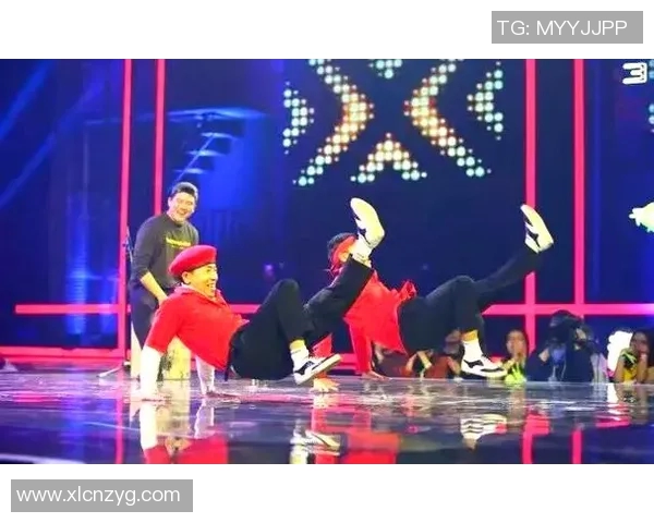 街舞盛宴:深入成都街舞队的激情与速度之旅 街舞盛宴:深入成都街舞队的激情与速度之旅