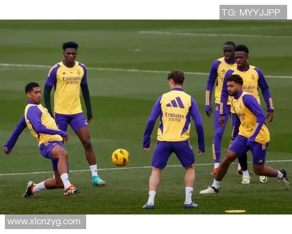 楚阿梅尼的足球梦想与成长之路：从青涩少年到职业球员的蜕变历程