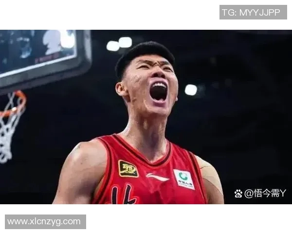 范子铭：从篮球新星到职业生涯的辉煌转折点探索与成长之路