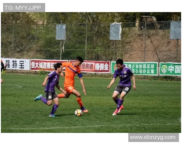 女足U19迎战越南队全力争胜展现青春风采与拼搏精神