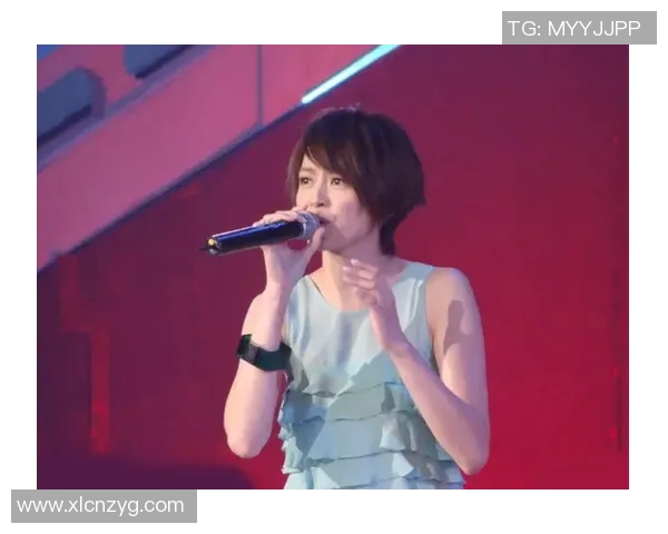 王岚的音乐之旅：从青涩歌手到华语乐坛的璀璨明星