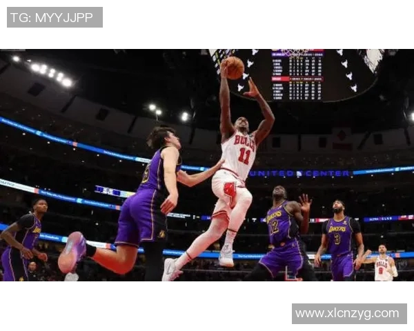 湖人对阵公牛在线直播全程回顾及精彩瞬间分析