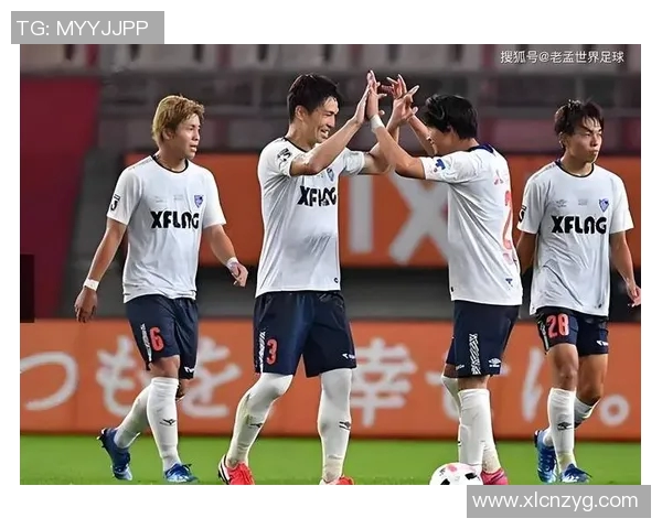 不死鸟与长崎的激烈对决揭示了足球的激情与荣耀之路 不死鸟与长崎的激烈对决揭示了足球的激情与荣耀之路